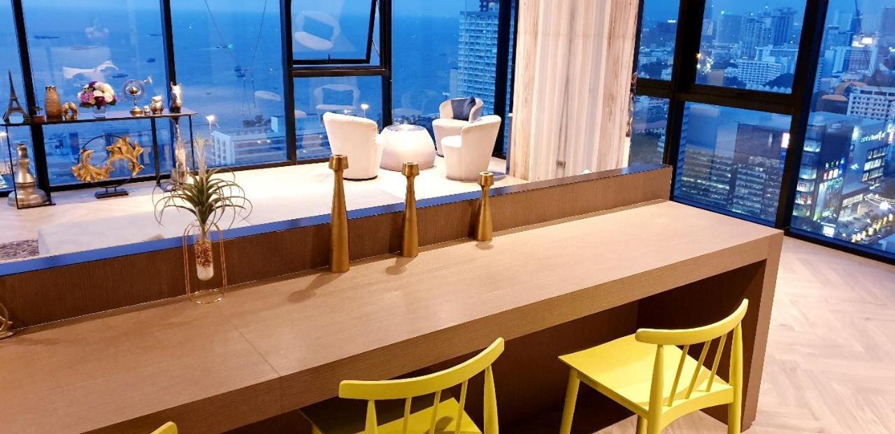 Base Central Pattaya Long Balcony King-Bed With Infinity Pool & Free Netflix! ภายนอก รูปภาพ