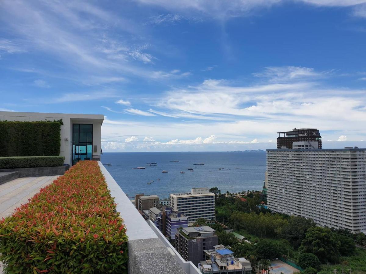 Base Central Pattaya Long Balcony King-Bed With Infinity Pool & Free Netflix! ภายนอก รูปภาพ